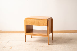 Henrik Nightstand | side table with a drawer