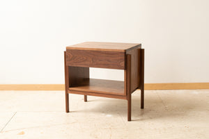 Henrik Nightstand | side table with a drawer